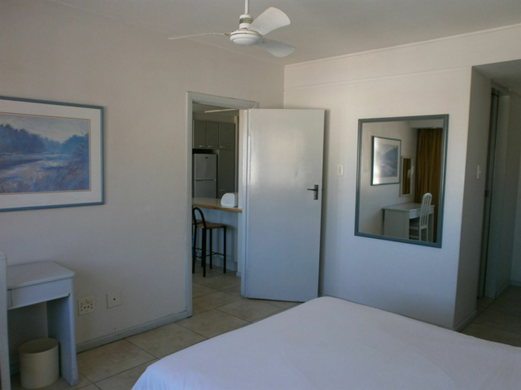 Centurion All-suite Apartment *